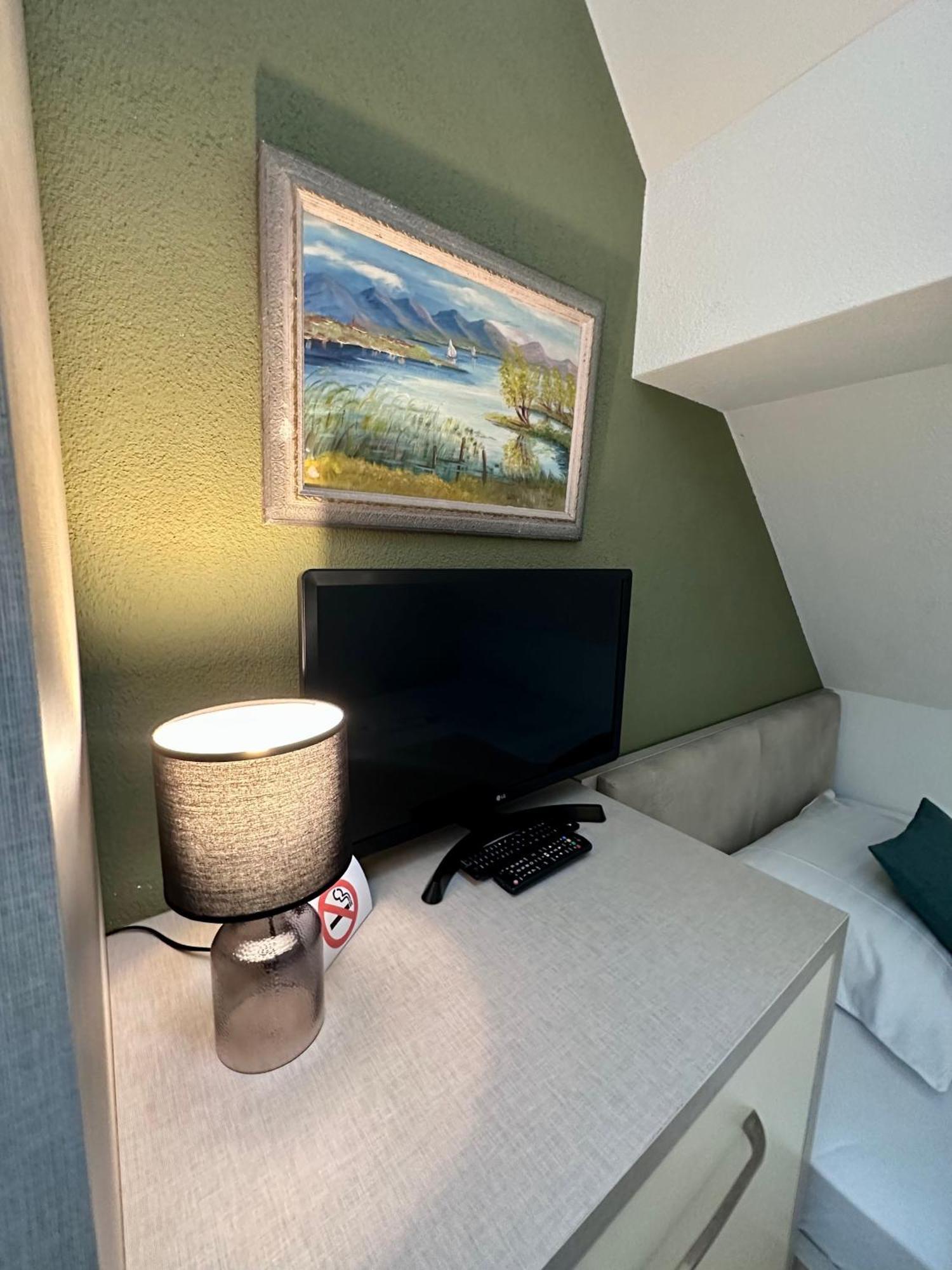 Welcome Hotel - Hellbuehl Self-Check-In 외부 사진